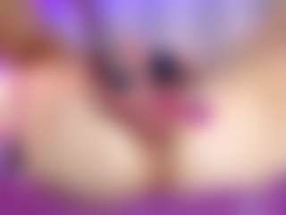 Live cam show with KateMoss1 - Pornstar Petite on CamClone