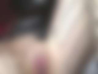 Live cam show with KateMoss1 - Flirt MILF on Hubzter Live
