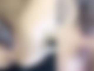 KateMoss1 MILF webcam performer live streaming