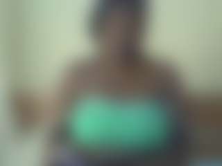 Linah Vee's Live Sex Cam Show
