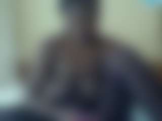 Live cam show with Linah Vee - Ebony on Hubzter Live | kenya