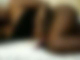 Linah Vee's Live Sex Cam Show