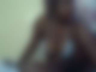 Live cam show with Linah Vee - Ebony on Dolls Live | kenya