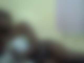 Live cam show with Linah Vee - Ebony on Camversity | kenya