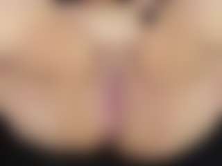 Live cam show with ArethaOzz - Mature on parknlotfishbdy