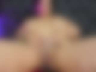 Live cam show with ArethaOzz - Full Nudity on Free Soda
