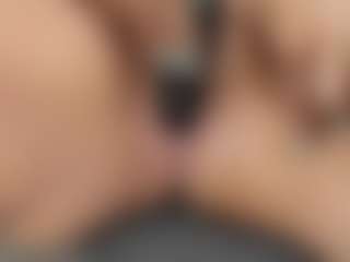 ArethaOzz's Live Sex Cam Show