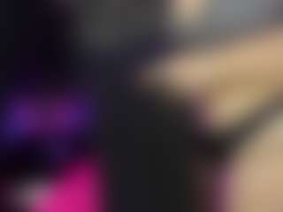 ArethaOzz's Live Sex Cam Show