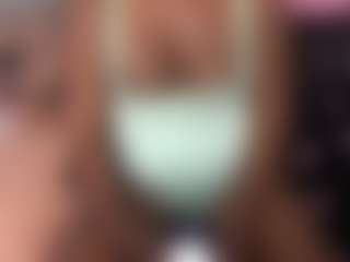 Live-camshow met Jade Bubbles - Black BBW op Camsoda