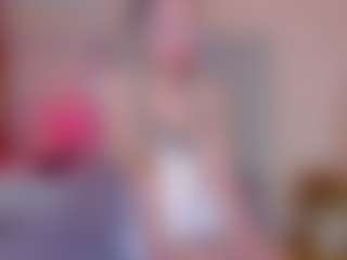 Live cam show with KiraNigh - Horny on milfzrlive.com