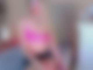 KiraNigh's Live Sex Cam Show