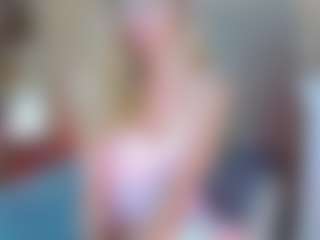 KiraNigh's Live Sex Cam Show