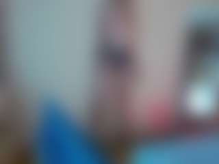 Live cam show with KiraNigh - Thong on parknlotfishbdy