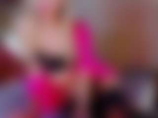 KiraNigh's Live Sex Cam Show