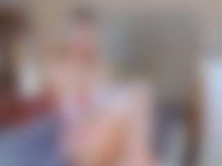 KiraNigh's Live Sex Cam Show