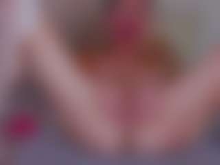 KiraNigh's Live Sex Cam Show