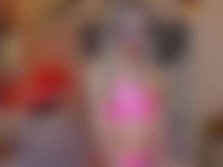KiraNigh's Live Sex Cam Show