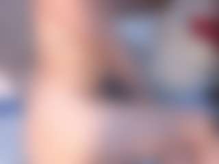 Live cam show with SalomeFoxx - Brown Eyes on madthumbs