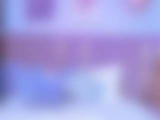 Live cam show with SalomeFoxx - Big Cock on CamClone