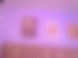Live cam show with SalomeFoxx - Gape on Camsoda