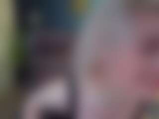 EmmillyWillis's Live Sex Cam Show