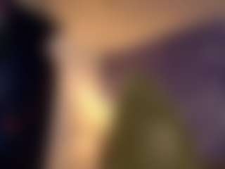 Live cam show with MissMiaMurr - 420 on TeamSkeetLive