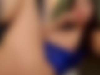 Live cam show with MissMiaMurr - Joi on StripNow