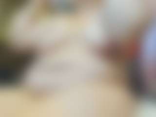 Live cam show with Seductive_She_Wolf - Snowbunny on Camming Site