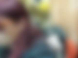 Live cam show with Seductive_She_Wolf - Kitchen on luckytryst.com