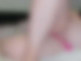 Live cam show with Seductive_She_Wolf - Kitchen on LiveSexCams6