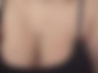 AngelinaMay's Live Sex Cam Show