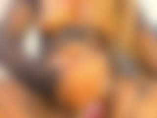 Evelonga707's Live Sex Cam Show