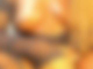 Evelonga707's Live Sex Cam Show