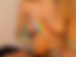 Evelonga707's Live Sex Cam Show