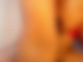 Evelonga707's Live Sex Cam Show