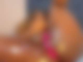 Live cam show with Evelonga707 - White on Camsoda | colombia