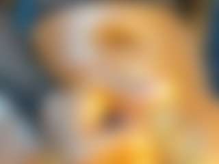 Evelonga707's Live Sex Cam Show