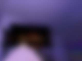 Live cam show with Layla Nicols - Bbc on Stripli.com
