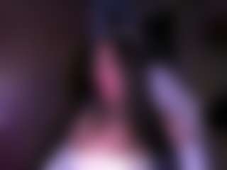 Live cam show with Layla Nicols - Bbc on Camsoda