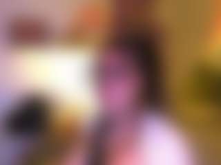 Live cam show with Layla Nicols - Tiny on xxxlivecams.org
