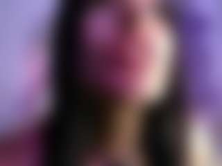 Show de cam en vivo con Layla Nicols - Tiny en Camsoda