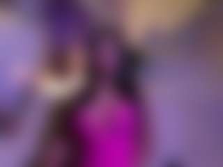Show de cam en vivo con Layla Nicols - Tiny en Camsoda