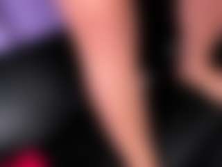 Little Mia's Live Sex Cam Show