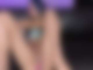 Little Mia's Live Sex Cam Show