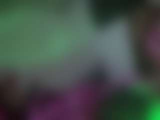 Live cam show with WHO LOVES FEET - Thick on Dolls Live