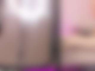 Live cam show with Emily - Young Adult on eurowanks.com
