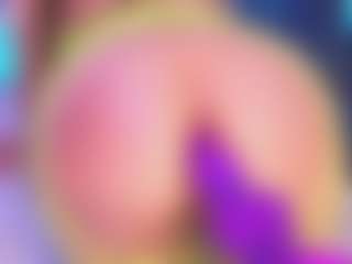 Live cam show with VeronicaRyan - Spank Brown Hair on CSO-WL