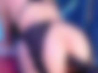 Live cam show with VeronicaRyan - Brown Hair MILF on Camsoda