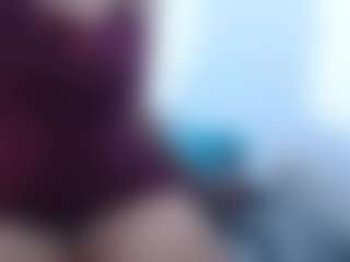 khalifa-mature MILF webcam performer live streaming