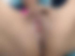 khalifa-mature MILF webcam performer live streaming